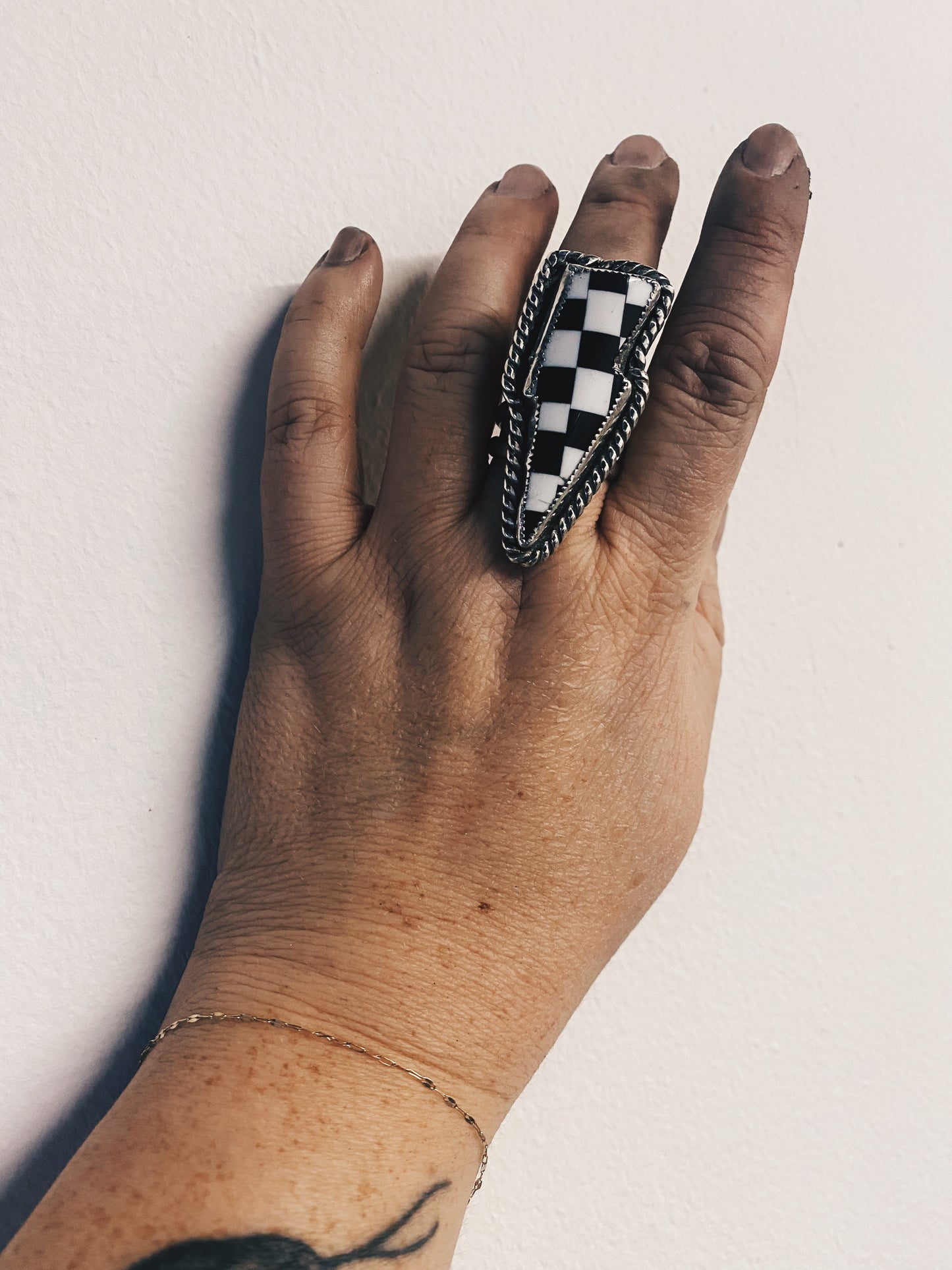 Checkered Bowie Bolt
