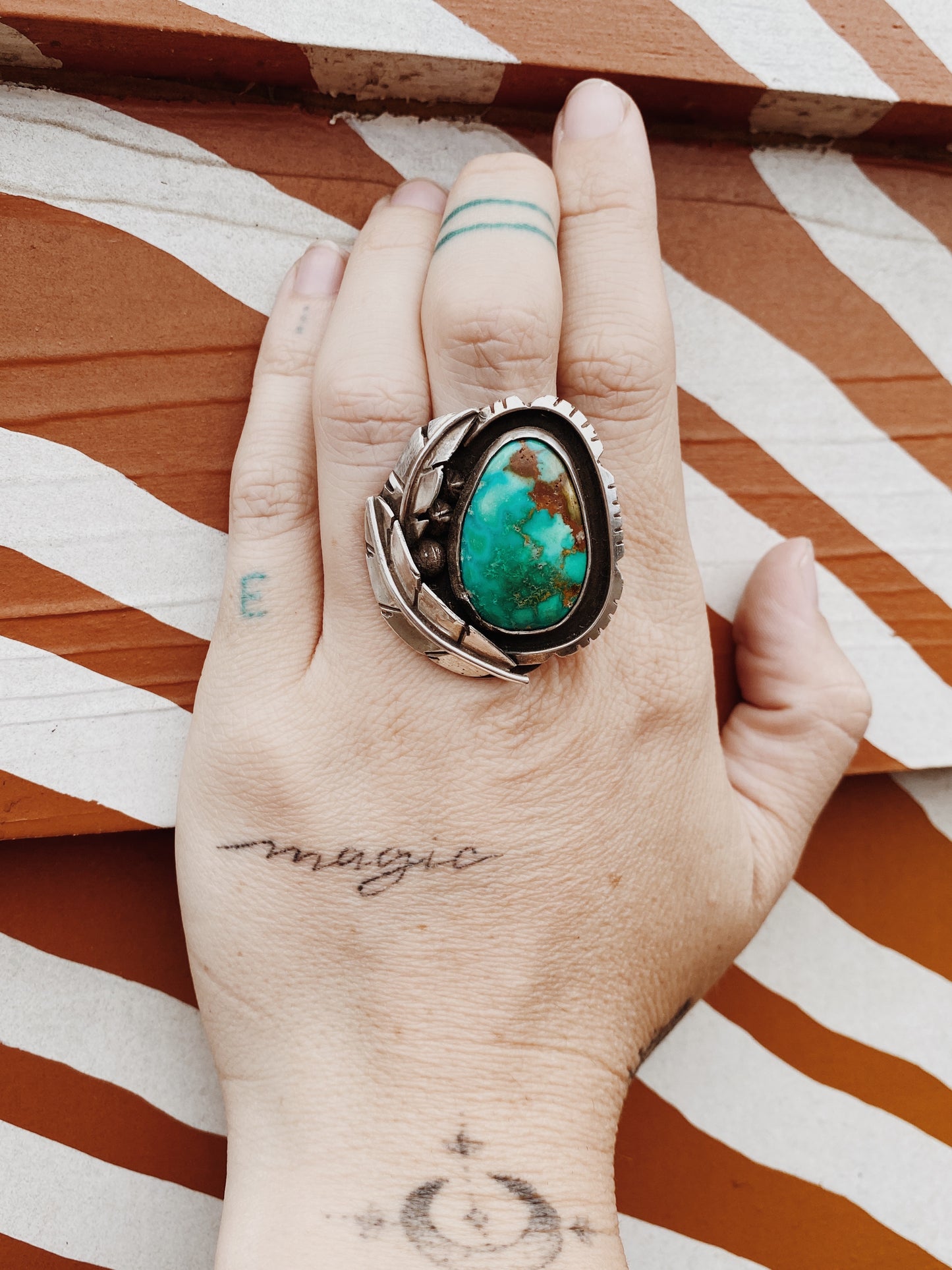 Sierra Bella Feather Ring