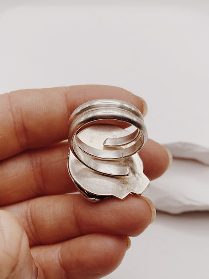 Scorpion with Feather Solitaire
